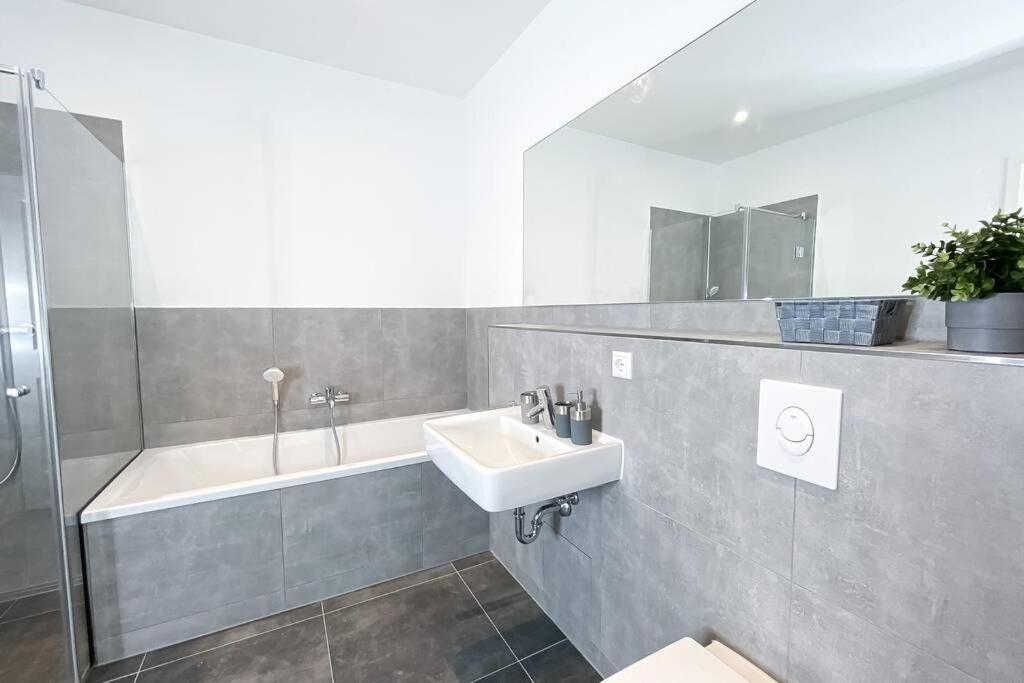 Modernes Luxus-Apartment Im Leipziger Zentrum ภายนอก รูปภาพ